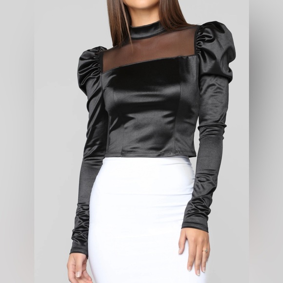 Fashion Nova breathin long sleeve top, - Picture 1 of 6